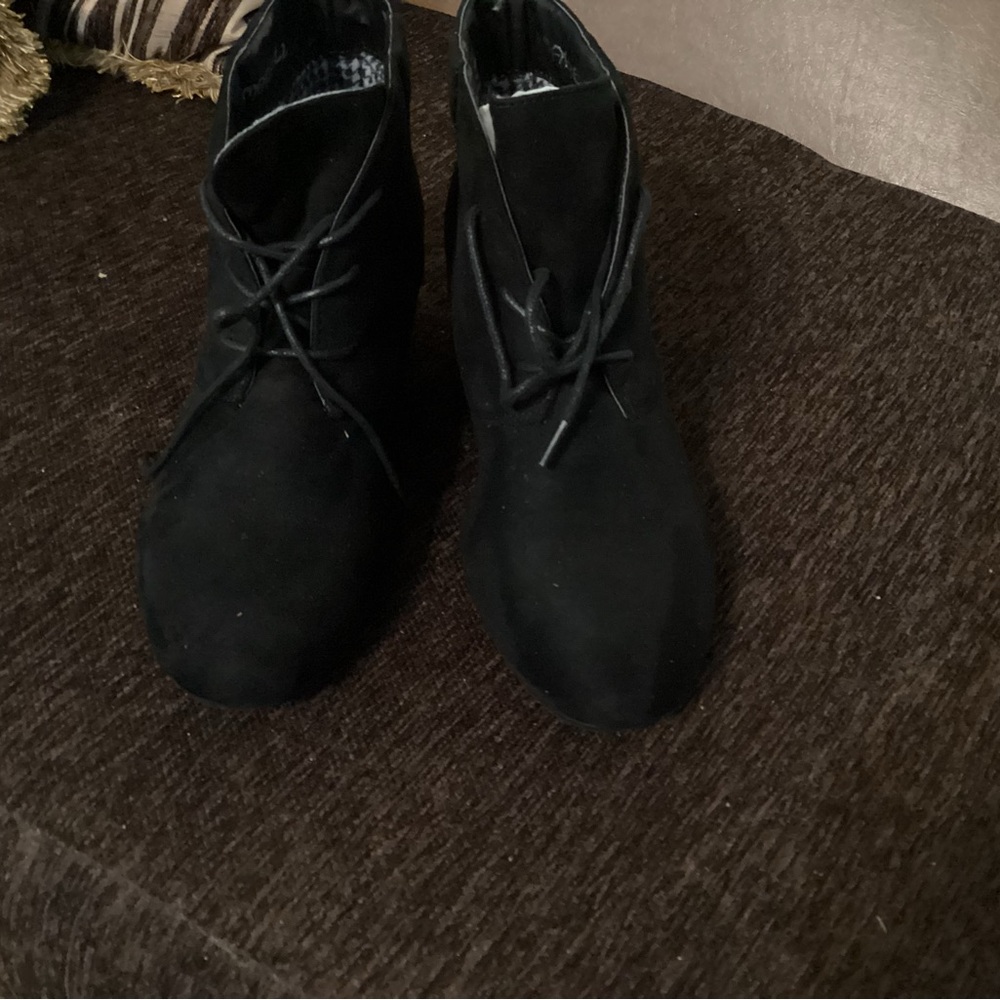 Shoe Booties - Picture 5 of 5